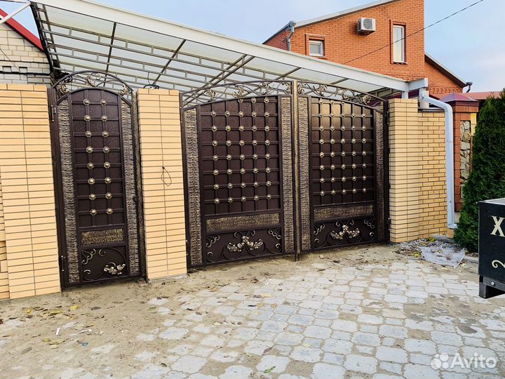 Кованые ворота и калитка