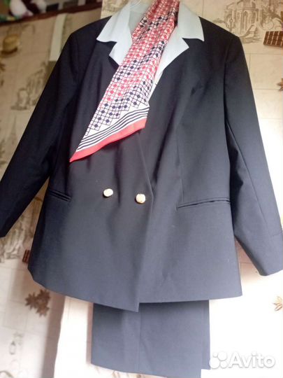 Форма бортпроводника женская