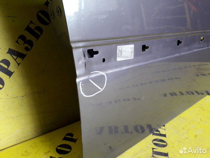 Дверь передняя правая Renault Megane 2 2003-2009