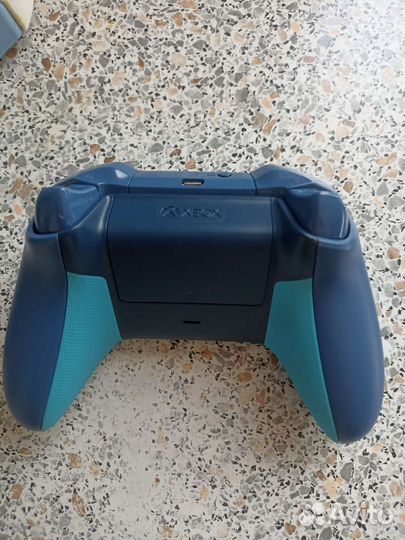Геймпад xbox one s