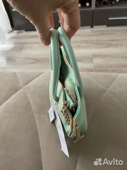 Сумочка & Other Stories