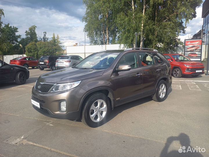 Бмв g30. Чжан байцзя. Шевроле нива последний выпуск. Рено логан 2017. Фань чжэньдун ноги.