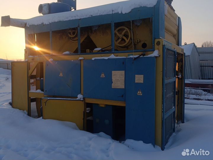 Сепаратор вороха универсальный.60