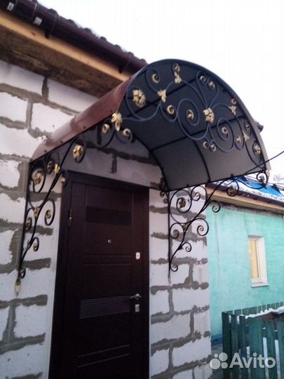 Козырёк кованный