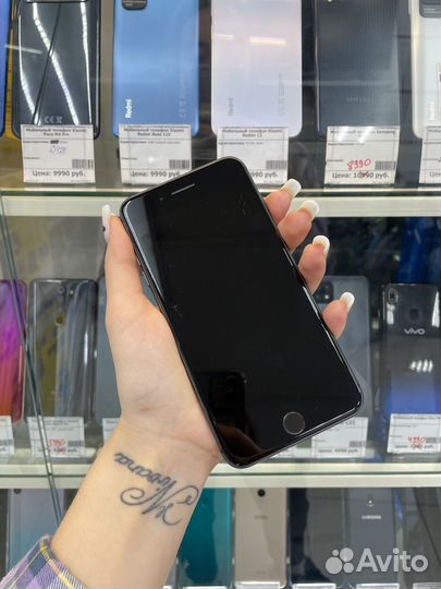 iPhone 8 Plus, 64 ГБ