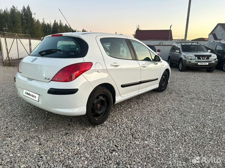 Peugeot 308 1.6 AT, 2010, 220 000 км