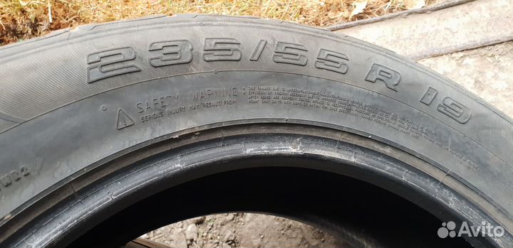 Continental CrossContact UHP E 235/55 R19
