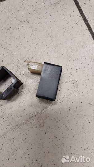 Реле топливного насоса africa twin 750 varadero