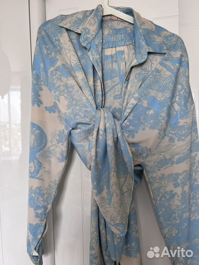 Костюм женский