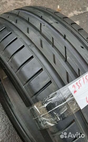 Nokian Tyres Hakka Black 235/55 R17 103Y