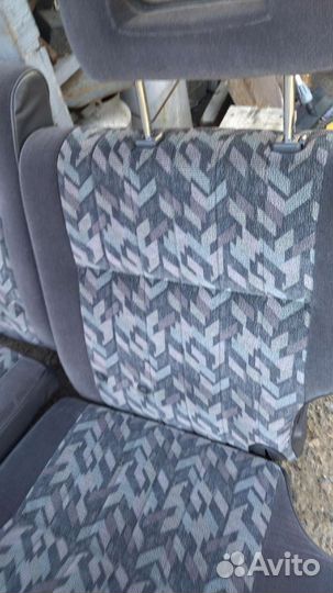 Задние сидение на Нисан Терано