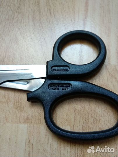 Ножницы медицинские атравматические