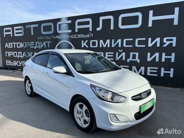 Hyundai Solaris 1.6 AT, 2012, 130 100 км