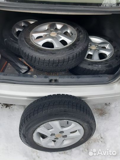 Bridgestone Blizzak Revo1 175/70 R14