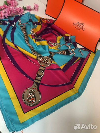 Платок яркий hermes большой
