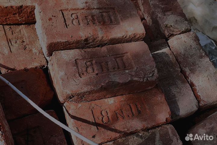 Прочный керамический кирпич