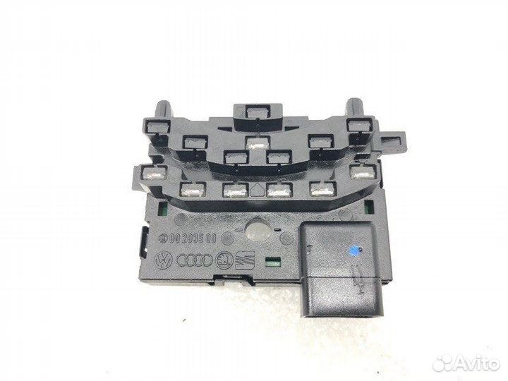 Датчик угла поворота руля Volkswagen Jetta 1K2 BXE