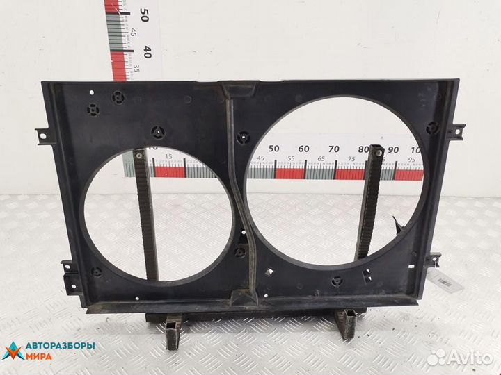 Диффузор вентилятора Volkswagen Golf 3 1999