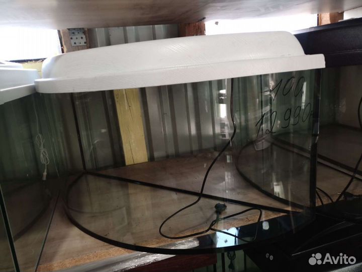 Аквариум100 л. С крышкой. Луна