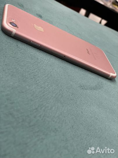 iPhone 7, 32 ГБ