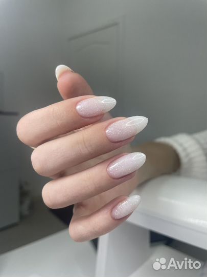 Маникюр с покрытием гель-лак, педикюр