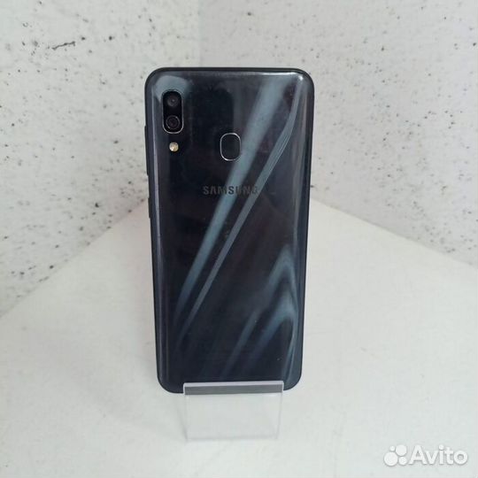 Samsung Galaxy A30, 3/32 ГБ