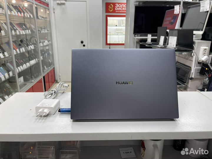 Huawei MateBook D14 8/256Gb