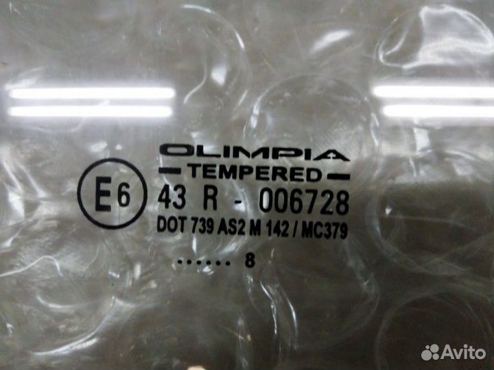 Стекло двери переднее правое Honda Civic Viii 5D