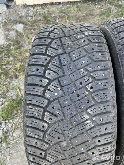 Continental IceContact 2 215/55 R17 27U