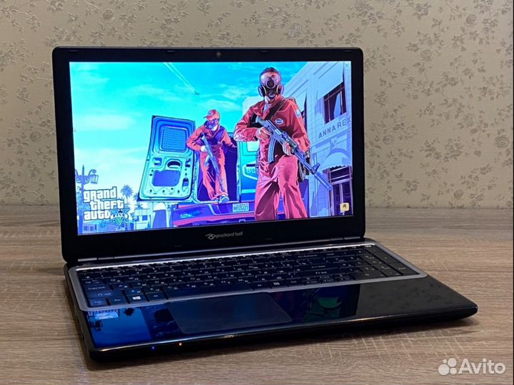 Мощный игровой ноутбук Acer Core i3/820m