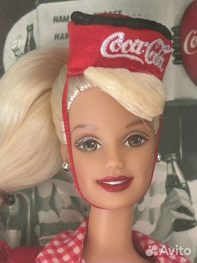 Barbie Coca Cola 1998 nrfb Барби официантка Кола