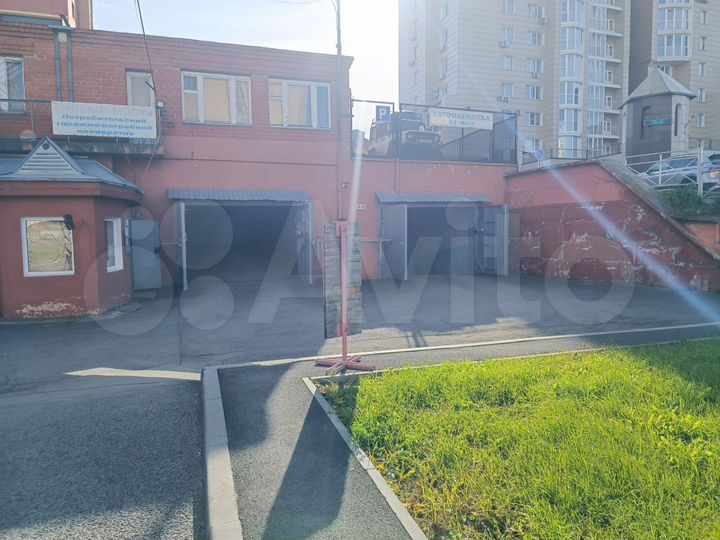 Машиноместо, 10 м²