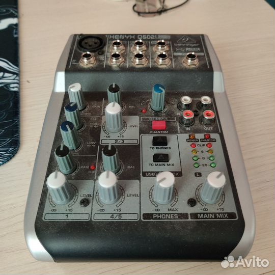 Микшерный пульт behringer xenyx q502usb