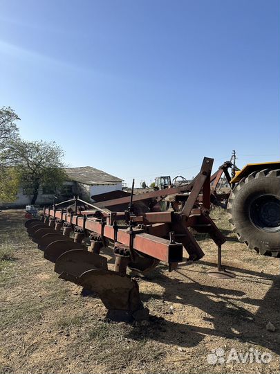 Услуги пахоты и плантаж трактором К-701