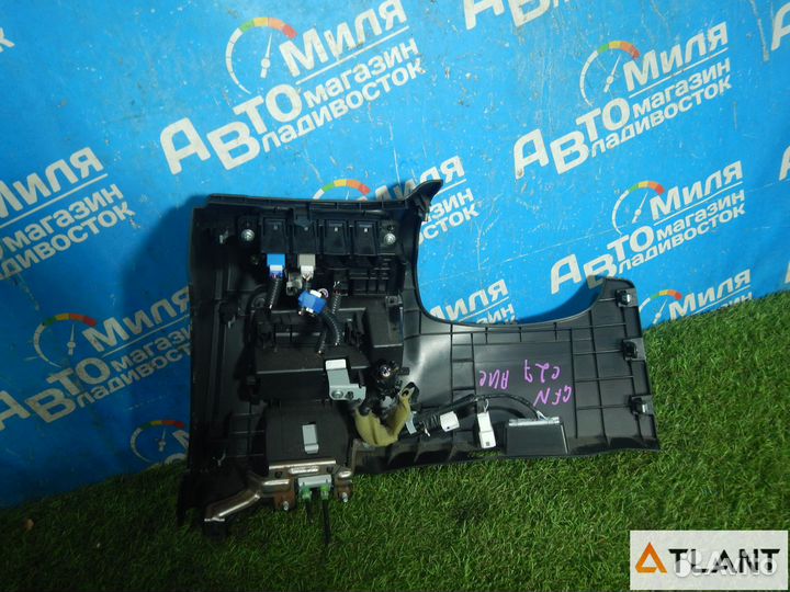 Консоль nissan serena