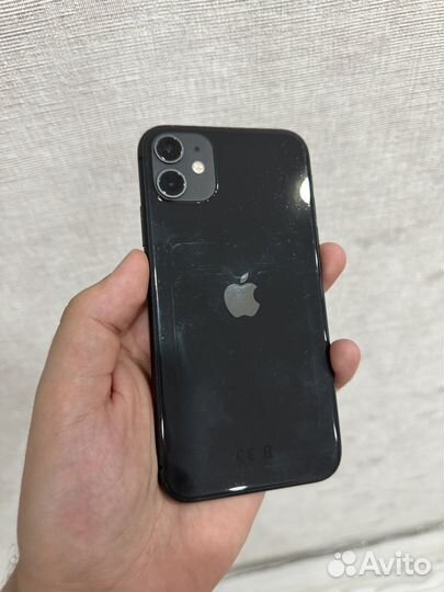 iPhone 11, 64 ГБ