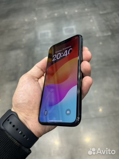 iPhone 11 Pro, 64 ГБ