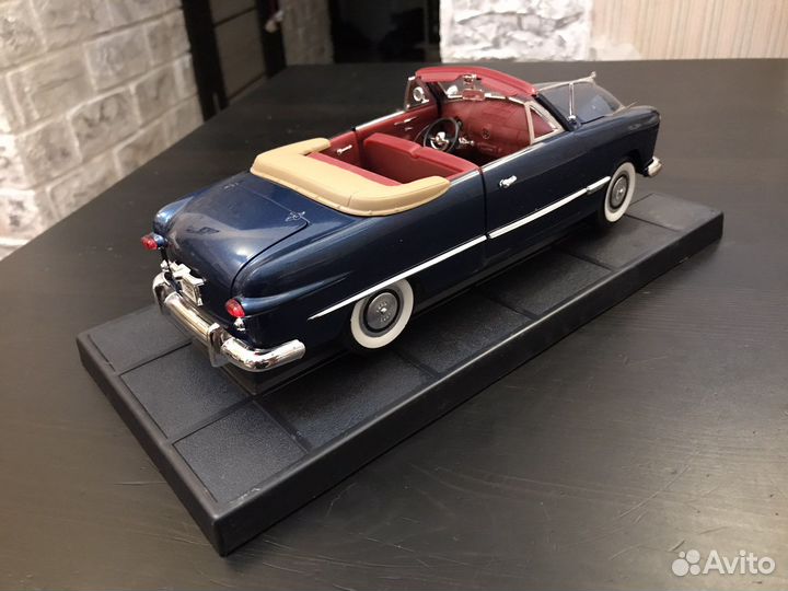 1949 Ford 1/18