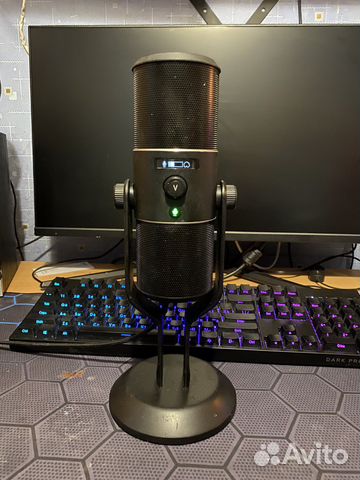 Микрофон Razer Siren Pro