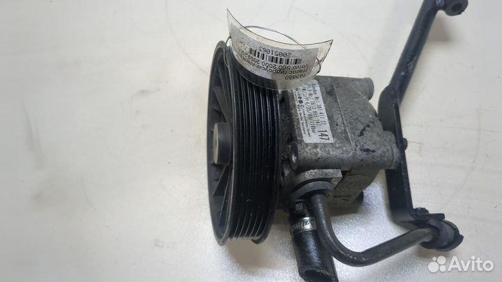 Гур Volvo S60, 2005