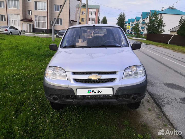 Chevrolet Niva 1.7 МТ, 2010, 121 000 км