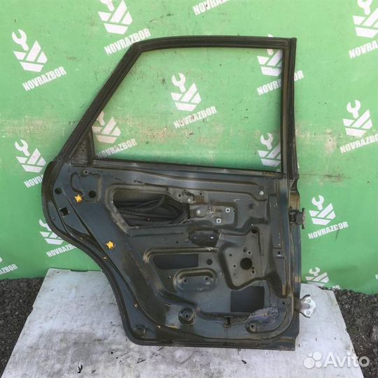 Дверь задняя левая Вольво C40