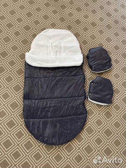 Новенький конверт в коляску и муфточки для рук