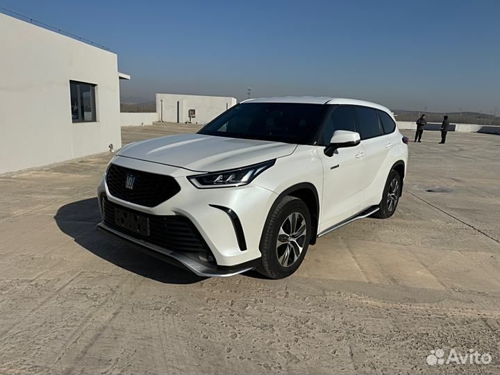 Toyota Crown Kluger 2.0 AT, 2021, 18 000 км