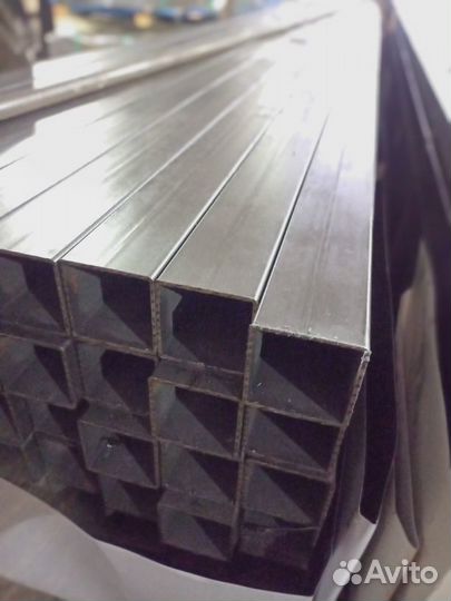 Профильная труба 80*80*3 мм