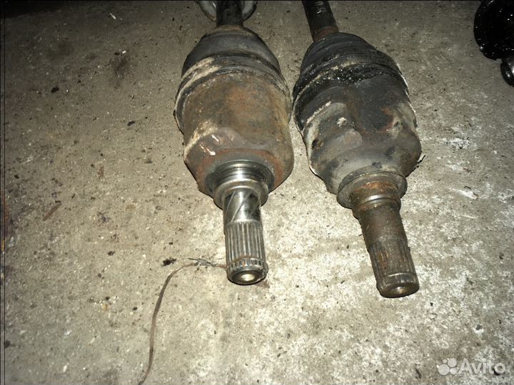 Полуось правая Toyota Carina E Тойота Карина Е