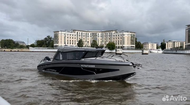 Лодка Victory A8 Cabin