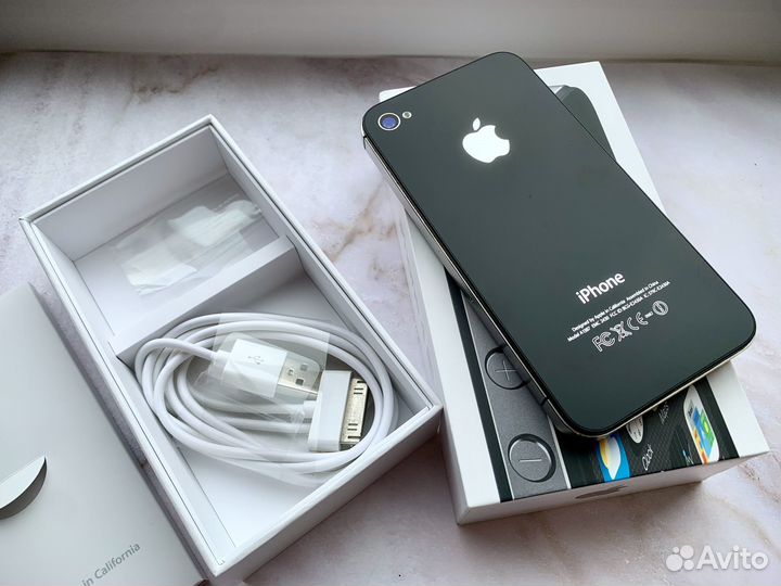 iPhone 4S, 8 ГБ