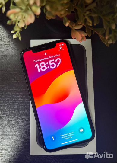 iPhone 11, 64 ГБ