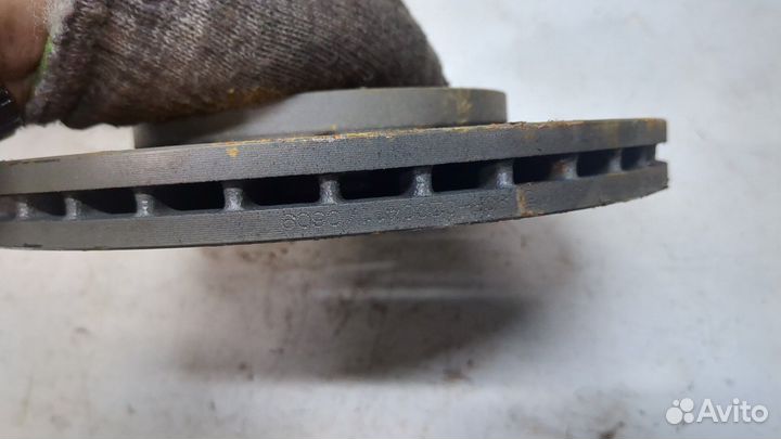 Диск тормозной передний Skoda Roomster